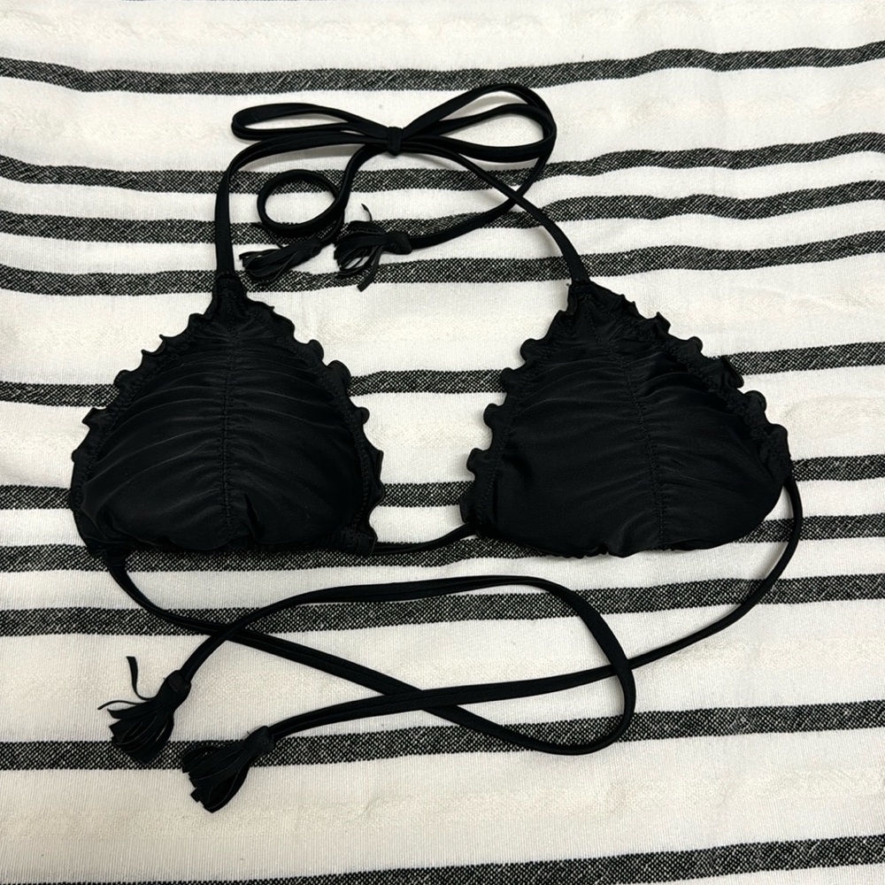 Hollister Black Ruffled Triangle Top